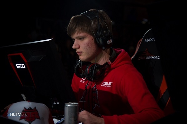 FaZe 在 PGL 布加勒斯特 2025 中击败 Complexity 获得第三名