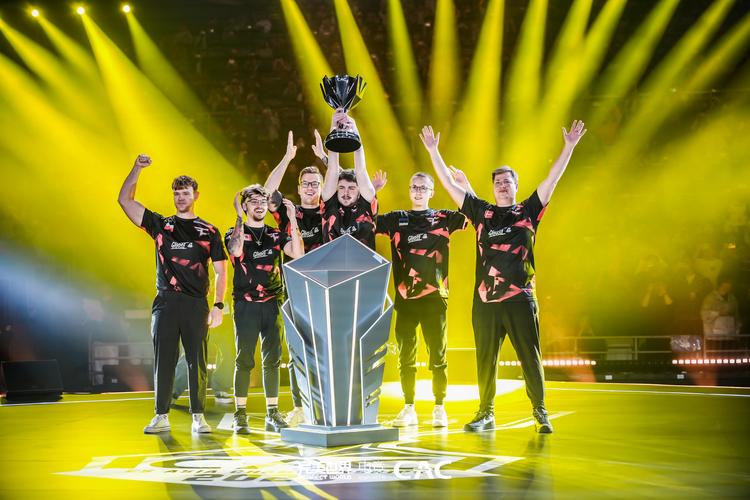 TL 3-0 C9：北美银河战舰彻底沉船！C9惨遭横扫无缘成都MSI